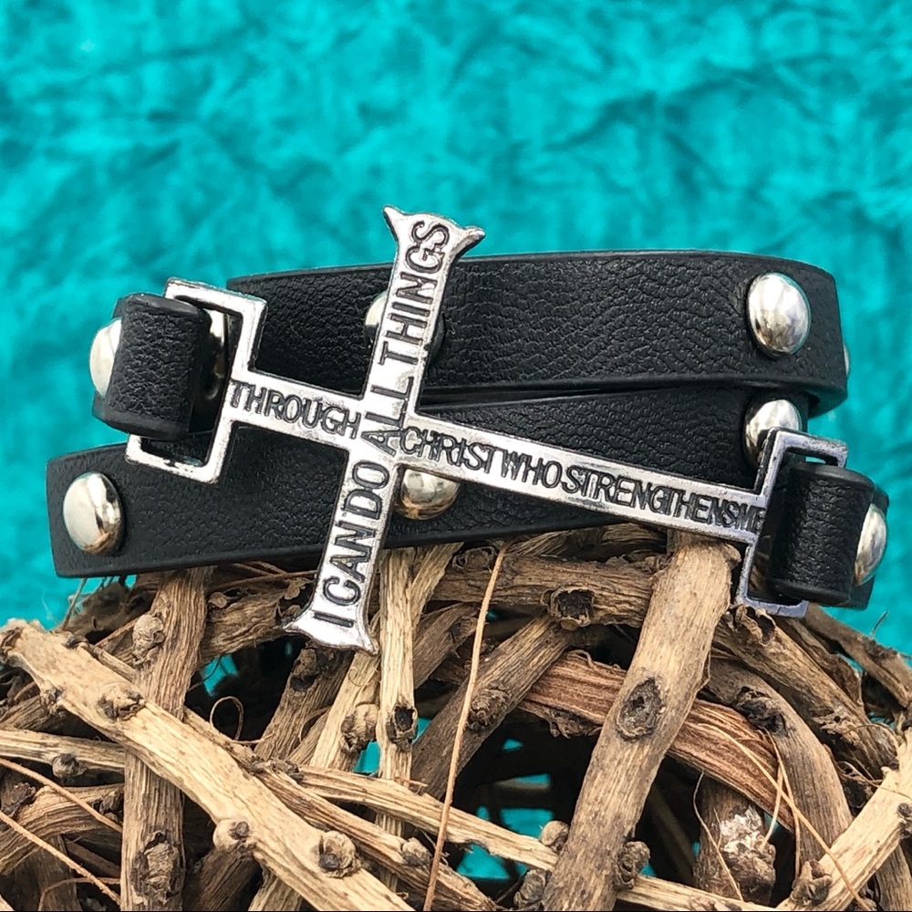 🍀 Cross Black Leather Wrap Bracelet